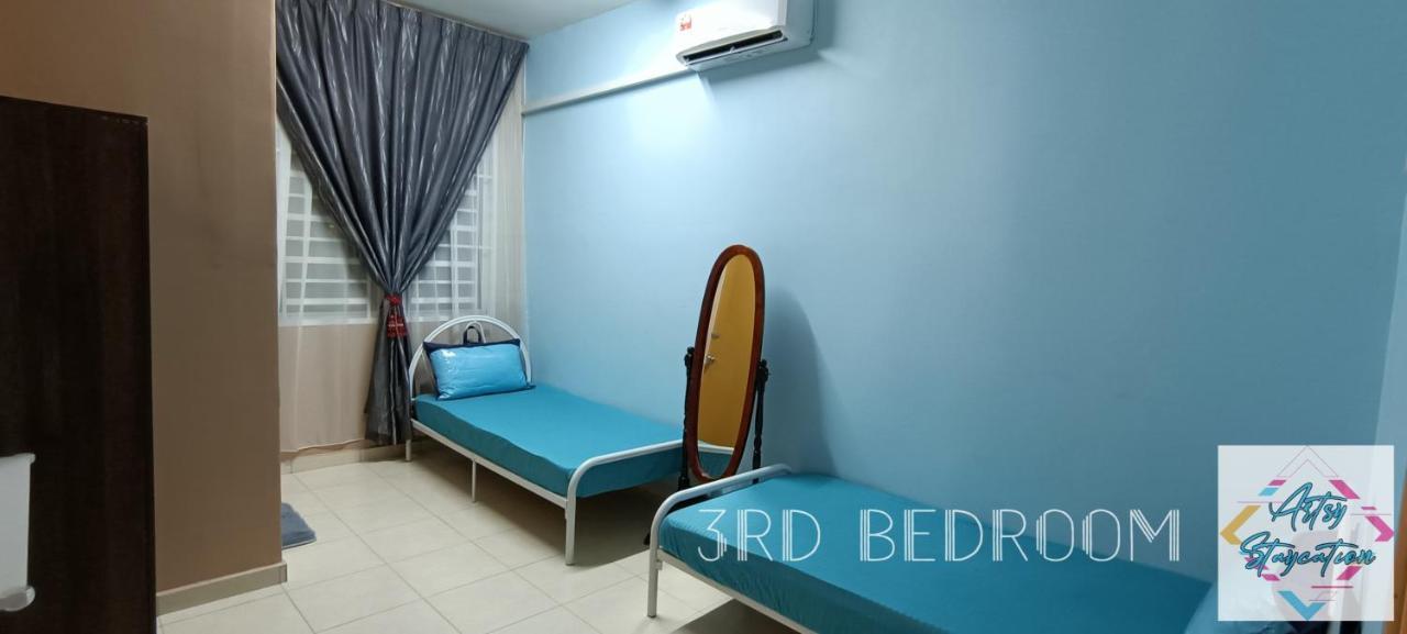 Artsy Staycation Melaka Zewnętrze zdjęcie