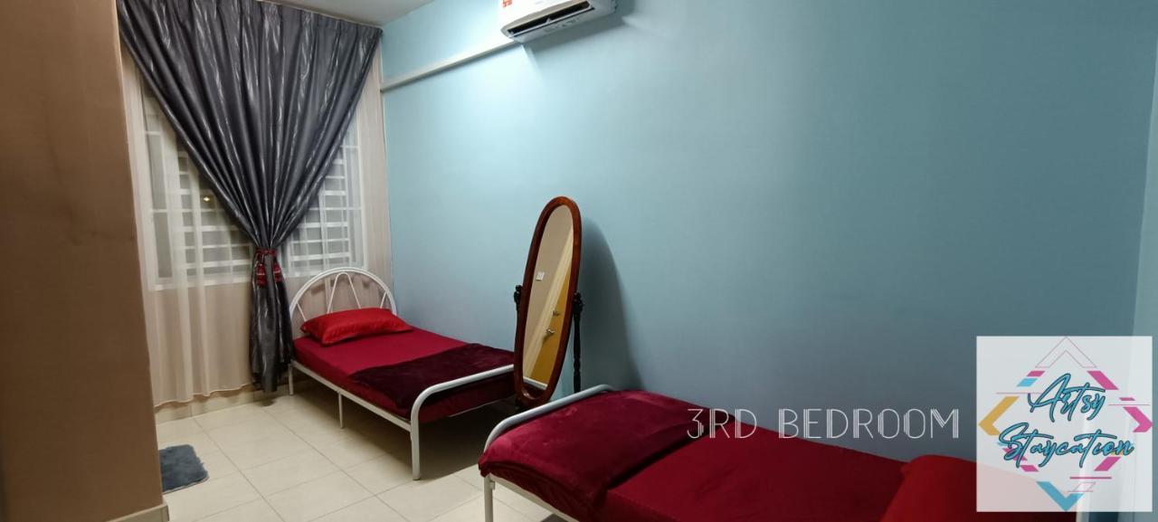 Artsy Staycation Melaka Zewnętrze zdjęcie